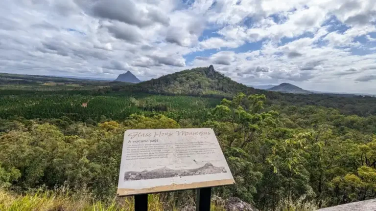 glass house mountains camping