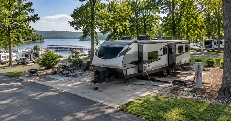 little mountain marina camping
